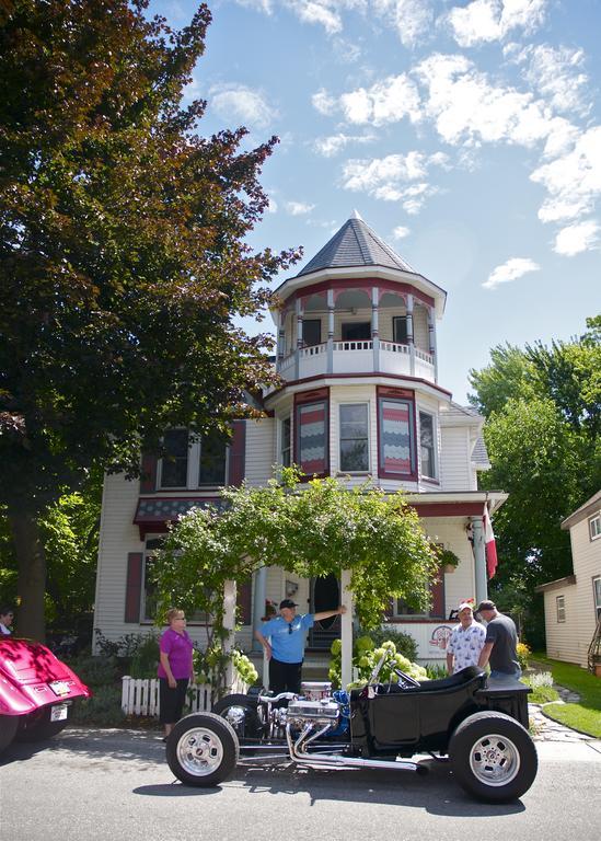 Bondy House Bed & Breakfast Amherstburg Exterior foto