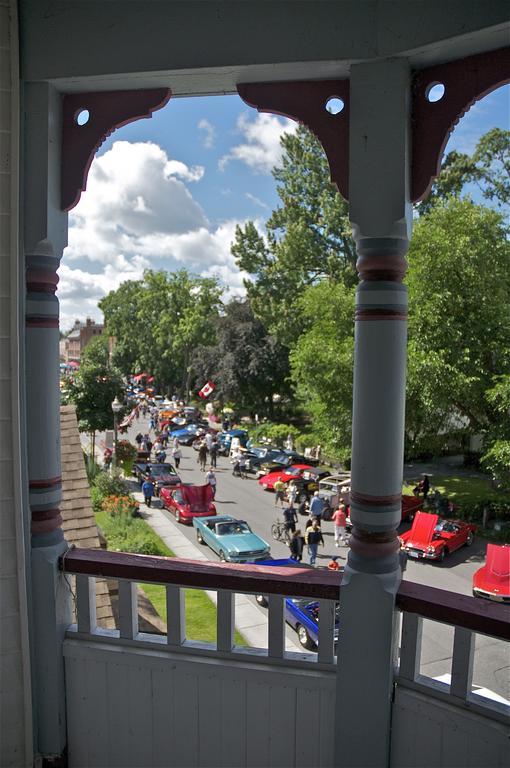 Bondy House Bed & Breakfast Amherstburg Exterior foto