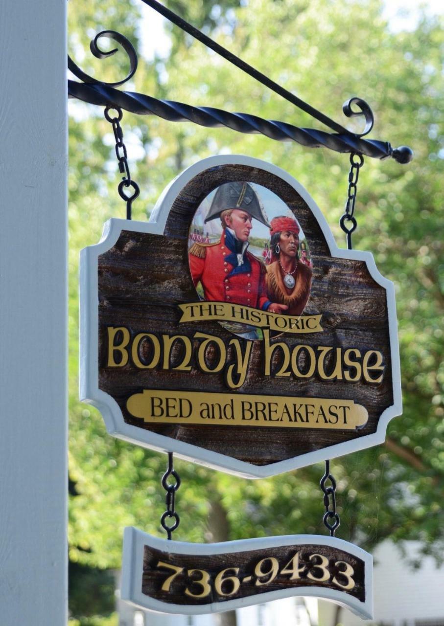 Bondy House Bed & Breakfast Amherstburg Exterior foto